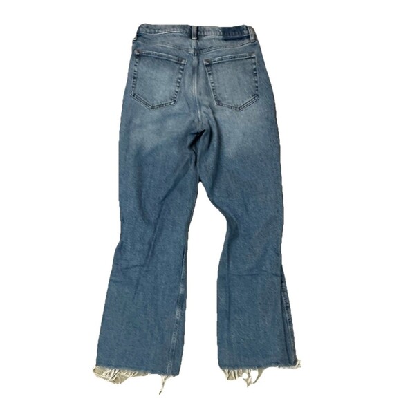 Abercrombie & Fitch The 90's Relaxed Jean Ultra High Rise Ripped Sz 30 / 10 Reg - Picture 4 of 8